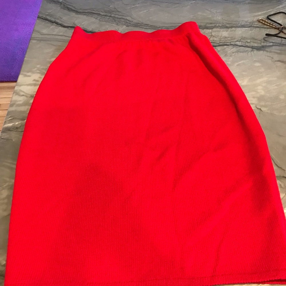 St John Knits Separates classic Red Skirt Sz 6 Vintage USA See Note